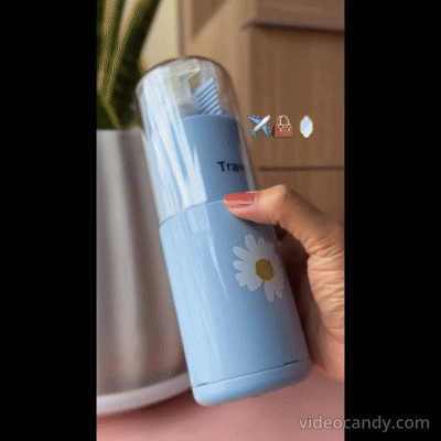 Travel Kit 6 in 1 with Dispensers, Comb & Storage Roposo Clout