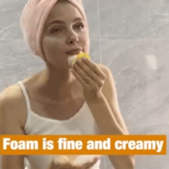 Turmeric Kojic Acid Cleansing Pads (Pack of 20 Pads) Roposo Clout