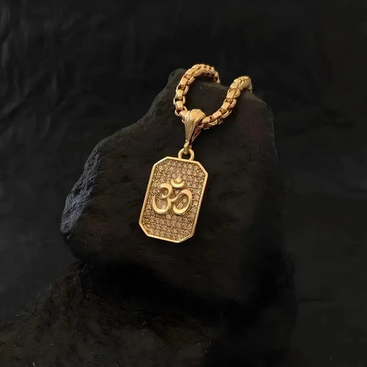 Chain with Pendant Om Pendant Diamond Neck Chain for Men